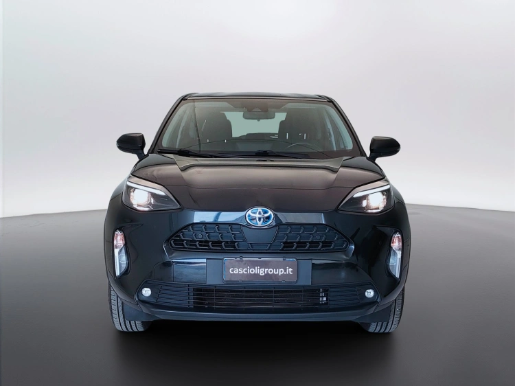 2 - Toyota Yaris Cross Yaris Cross 1.5h Business fwd 116cv e-cvt