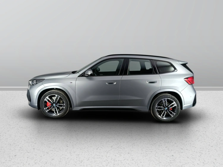 6 - BMW X1 X1 xdrive23d mhev 48V MSport Pro auto