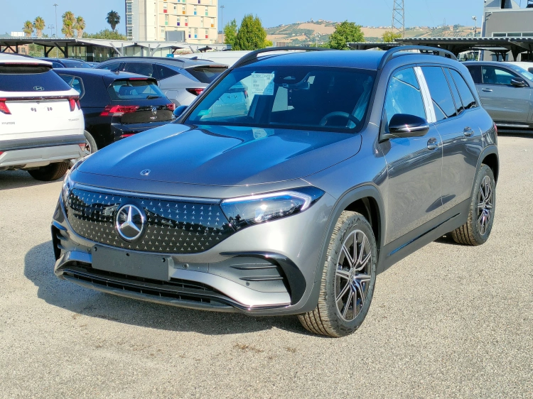 1 - Mercedes-Benz EQB 250+