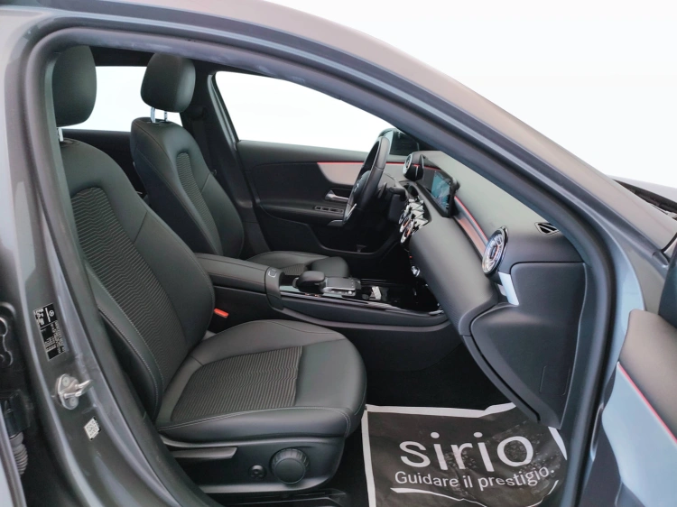 9 - Mercedes-Benz Classe A 180 d Sport auto