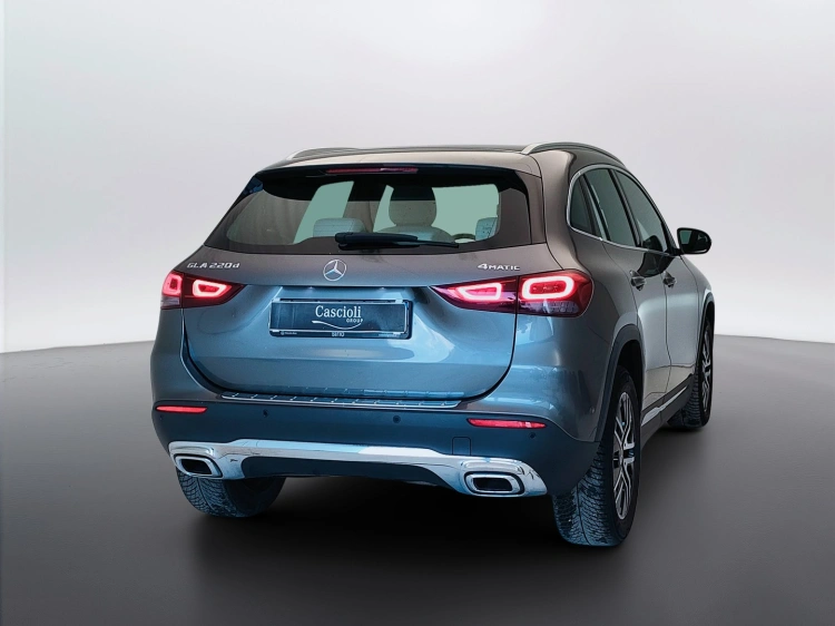 5 - Mercedes-Benz GLA 220 d Sport Plus 4matic auto