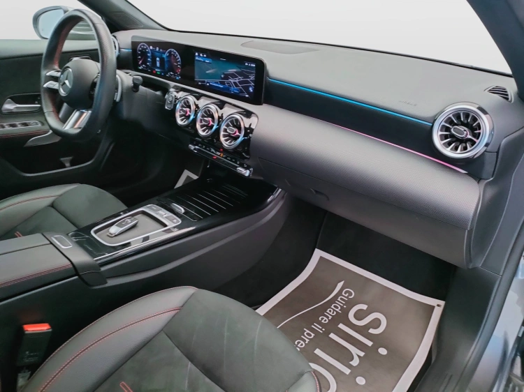 15 - Mercedes-Benz Classe A 250 e phev AMG Line Advanced Plus Digital Edition auto