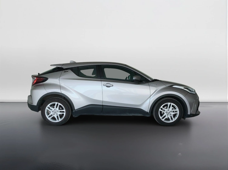 4 - Toyota C-HR C-HR 1.8h Business e-cvt