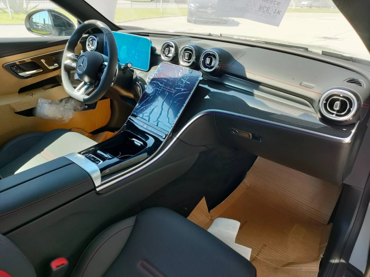 9 - Mercedes AMG CLE Mercedes-AMG CLE 53 4MATIC+ Cabrio