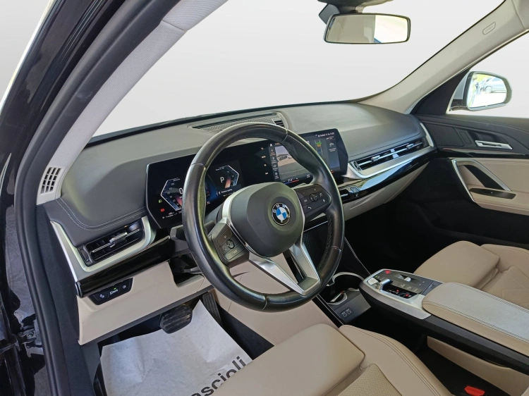 7 - BMW X1 X1 sdrive18d X-Line auto