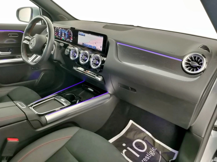 10 - Mercedes-Benz GLA 250 e Plug-in hybrid