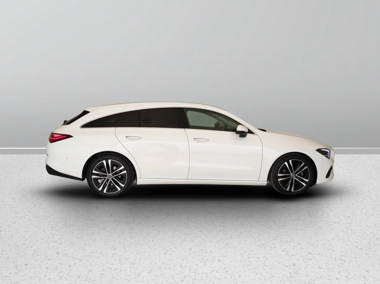 7 - Mercedes-Benz CLA Shooting Brake 200 d Progressive Advanced auto
