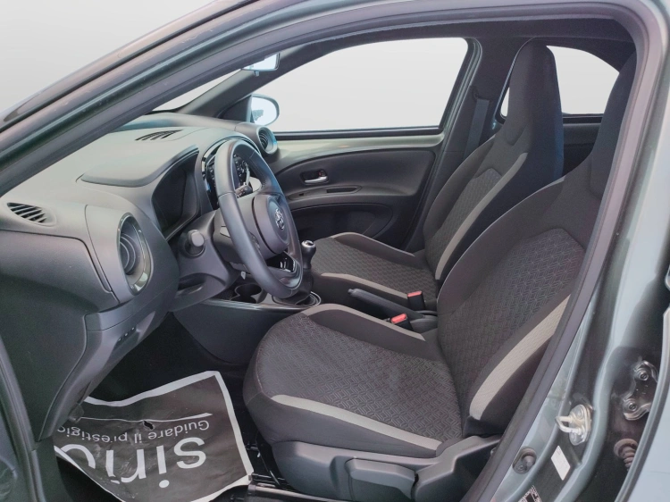14 - Toyota Aygo X Aygo X 1.0 Trend 72cv