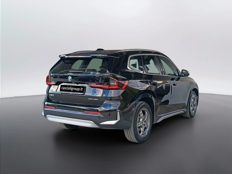 5 - BMW iX1 iX1 edrive 20 X-Line