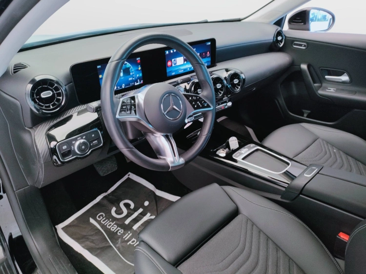 15 - Mercedes-Benz Classe A 180 d Advanced auto
