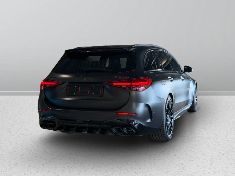 7 - Mercedes AMG Classe C Mercedes-AMG C 63 S E Performance 4Matic+ Station Wagon