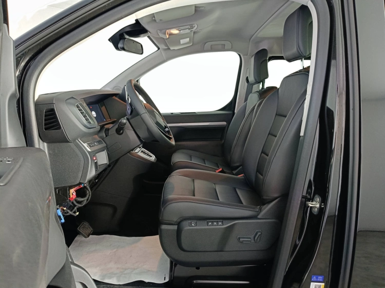 9 - Toyota Professional PROACE VERSO PROACE VERSOL1 2.0D177A LUX25