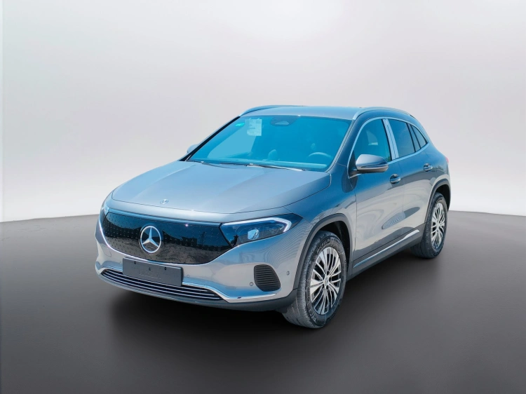 1 - Mercedes-Benz EQA 300 4MATIC