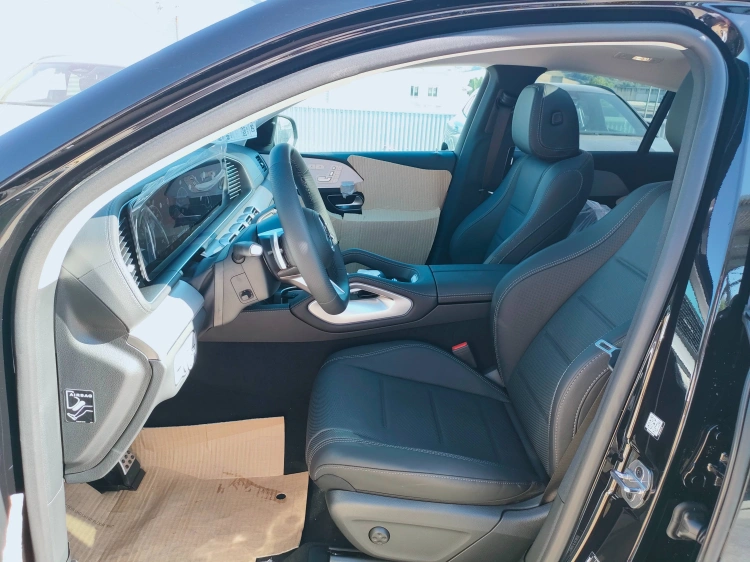 11 - Mercedes-Benz GLE 300 d 4MATIC Coupe