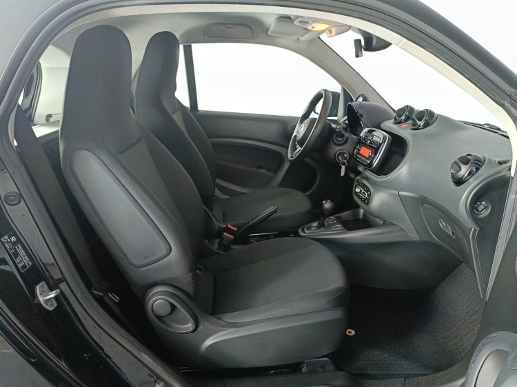 10 - smart fortwo Fortwo eq Pure 4,6kW