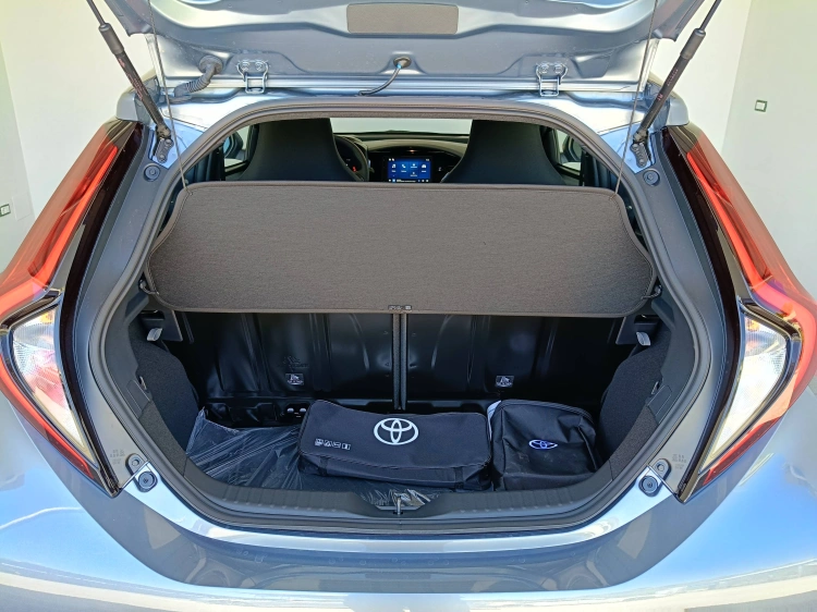 14 - Toyota Aygo X AYGO X HEV  MC26