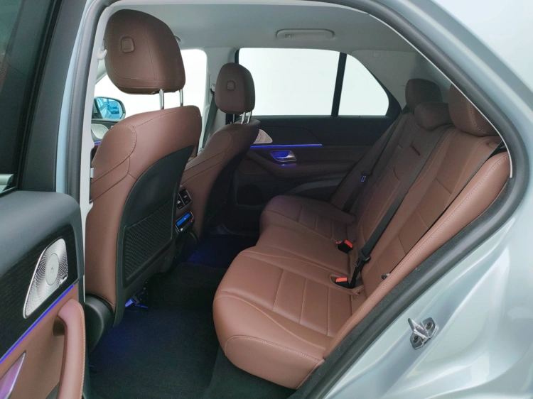 13 - Mercedes-Benz GLE 300 d AMG Line Advanced Plus 4matic auto