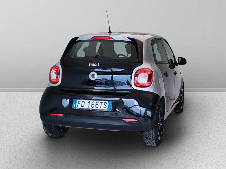 6 - smart forfour Forfour 1.0 Passion 71cv