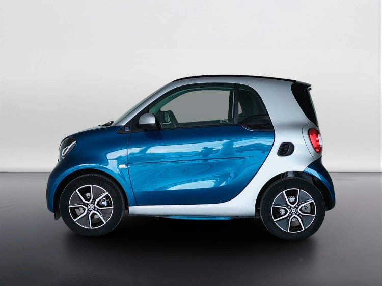 3 - smart fortwo Fortwo eq Passion 4,6kW
