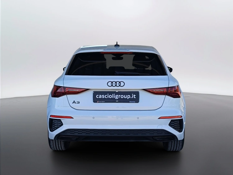 5 - Audi A3 A3 Sportback 35 2.0 tdi S line Edition s-tronic