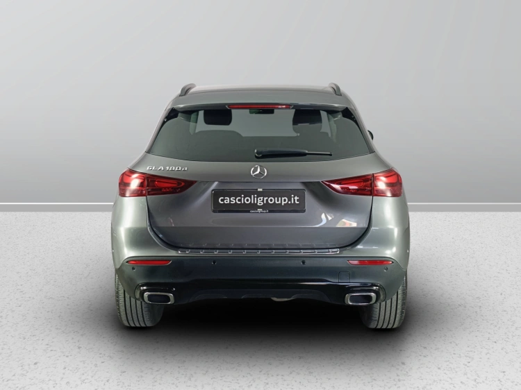 5 - Mercedes-Benz GLA 180 d Progressive Advanced Plus auto