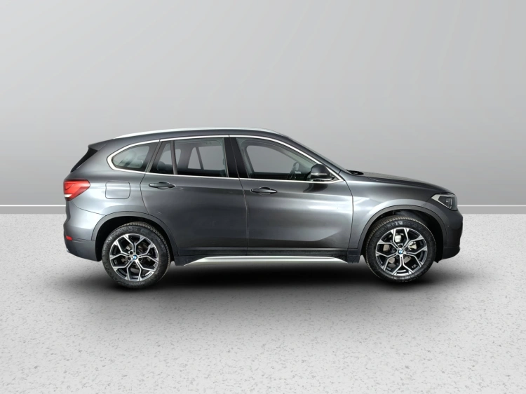 3 - BMW X1 X1 sdrive18d xLine Plus auto