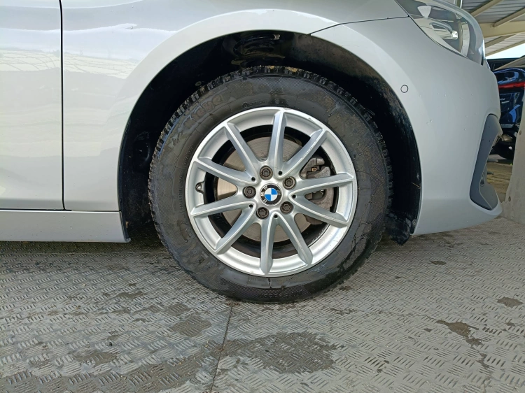14 - BMW Serie 2 216d Active Tourer Advantage