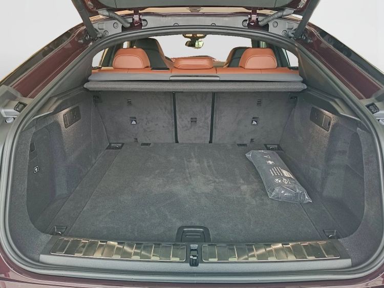 13 - BMW X6 BMW X6 xDrive40d M Sport