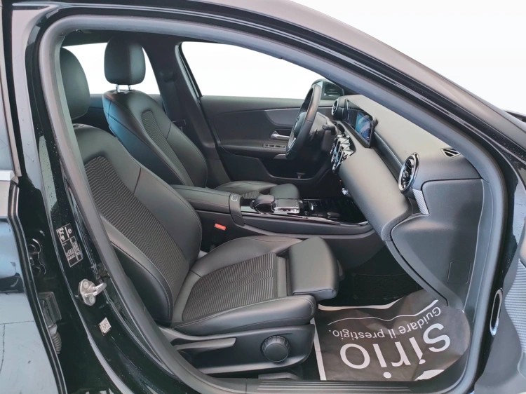 9 - Mercedes-Benz Classe A 180 d Sport Extra auto