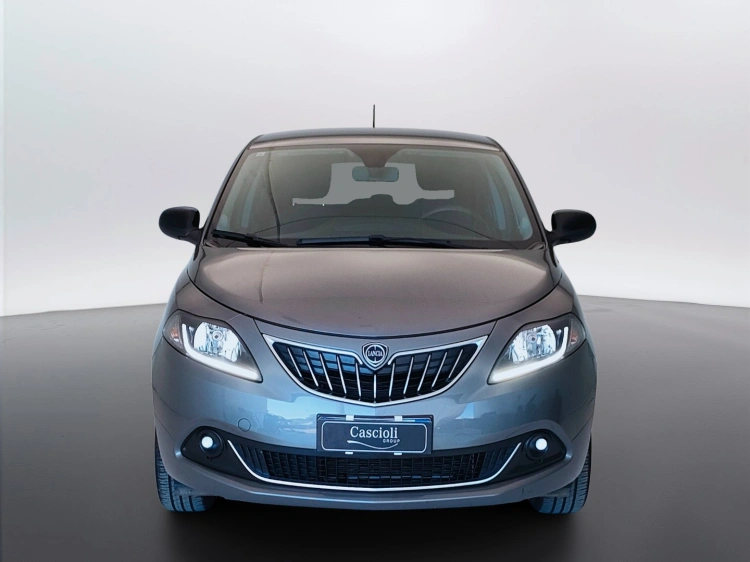 2 - Lancia Ypsilon Ypsilon 1.0 firefly hybrid Gold s&s 70cv