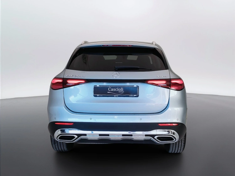 4 - Mercedes-Benz GLC 200 d Advanced 4matic auto