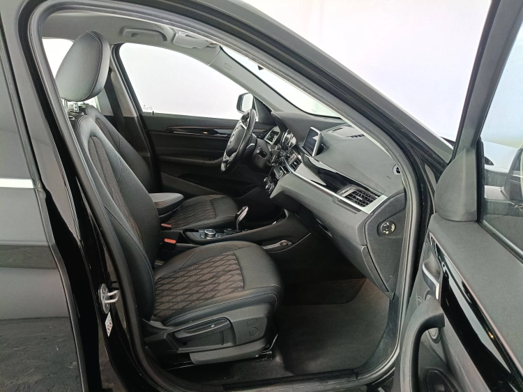 12 - BMW X1 X1 sdrive18d xLine auto my18