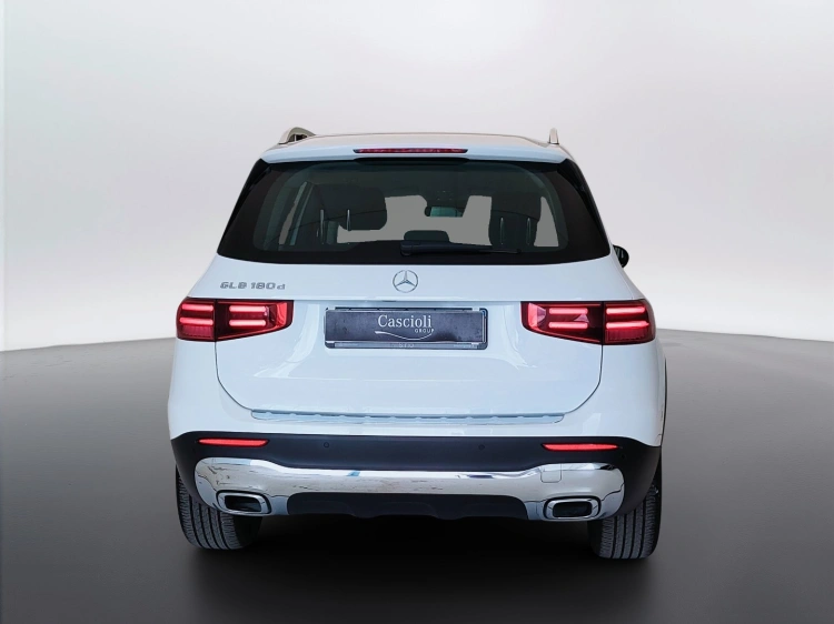 6 - Mercedes-Benz GLB 180 d Progressive Advanced auto