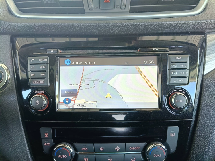 13 - Nissan Qashqai Qashqai 1.5 dci N-Connecta 110cv