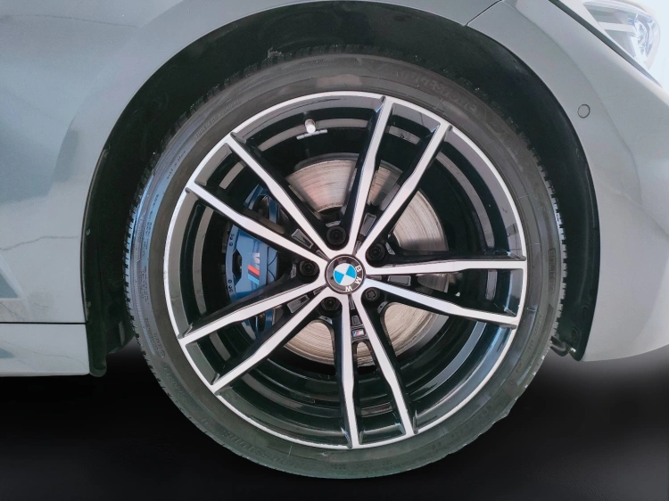 10 - BMW Serie 3 320d Touring mhev 48V Msport auto