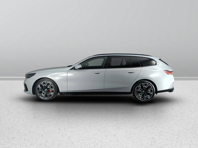 6 - BMW Serie 5 520d Touring 48V xdrive MSport Pro auto