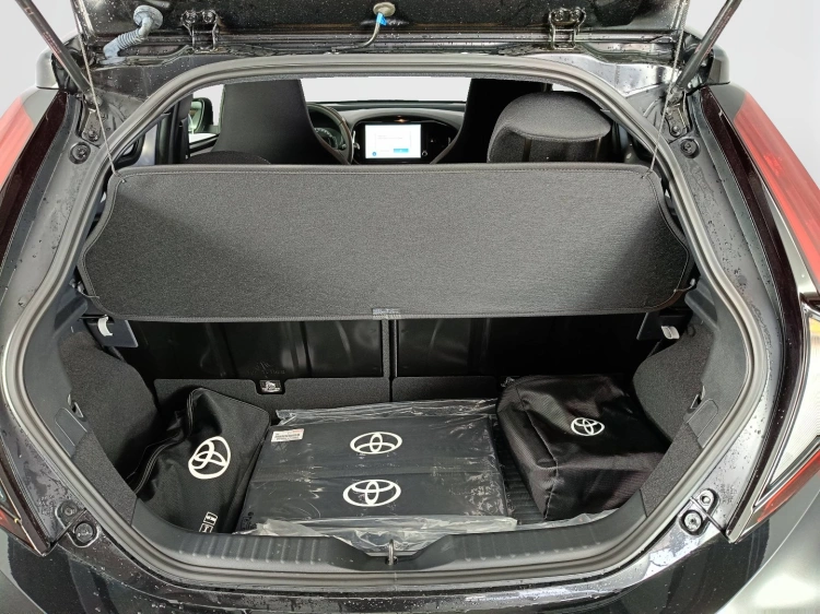 21 - Toyota Aygo X AYGO X 10B MT JBL SE MY24