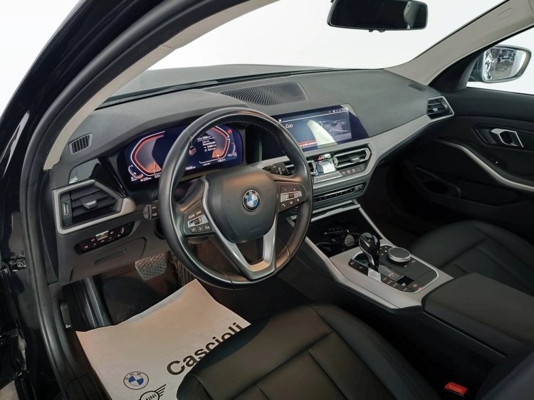 7 - BMW Serie 3 316d Touring mhev 48V auto