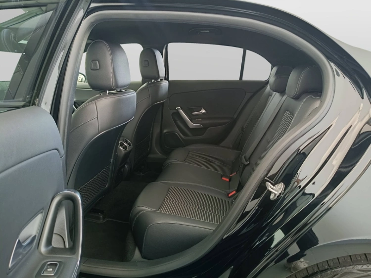 9 - Mercedes-Benz Classe A 180 d Sport Night edition auto