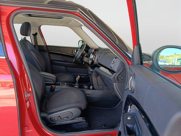 11 - MINI Countryman Mini Countryman 1.5 Cooper Essential auto