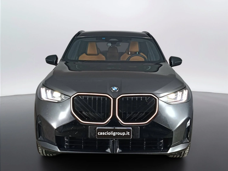 2 - BMW X3 BMW X3 40d xDrive