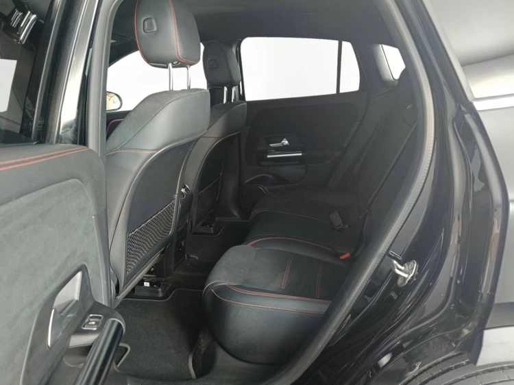 10 - Mercedes-Benz EQA 250 Premium