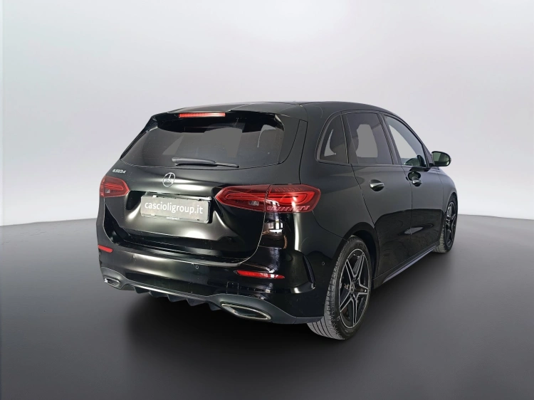 5 - Mercedes-Benz Classe B 180 d AMG Line Premium auto