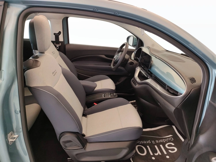 9 - Fiat 500e 500e Cabrio 42 kWh Icon