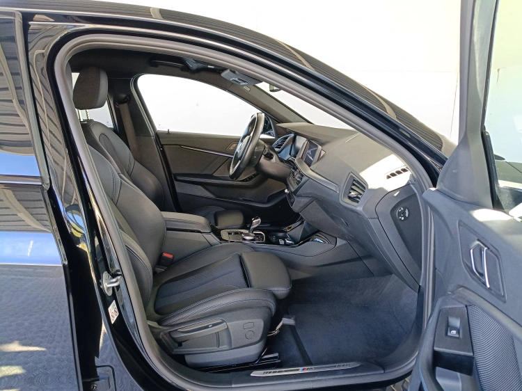 11 - BMW Serie 1 116i Msport auto