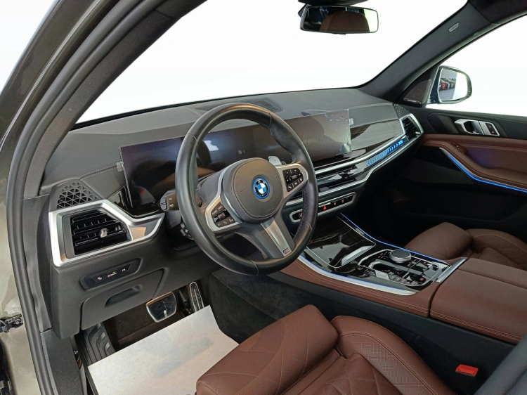 8 - BMW X5 X5 xdrive50e MSport Pro auto