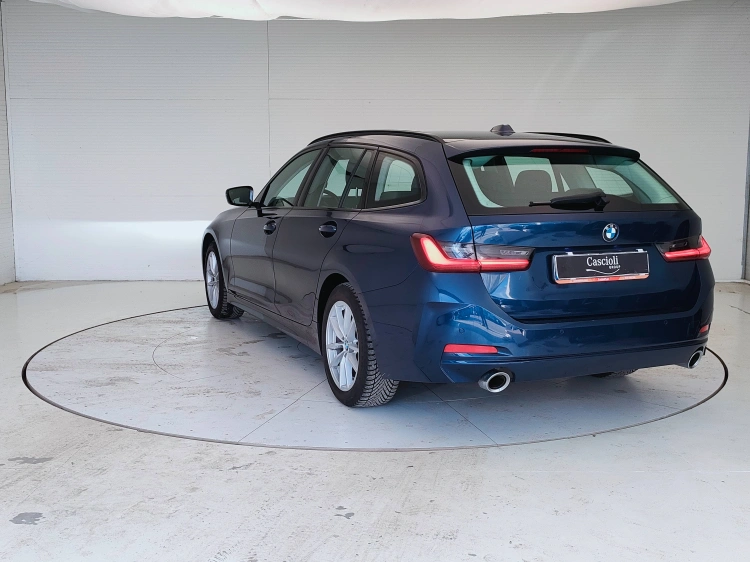 7 - BMW Serie 3 320d Touring mhev 48V xdrive auto