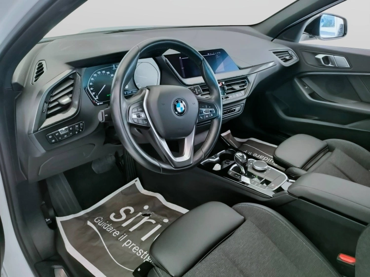 14 - BMW Serie 1 116d Sport auto