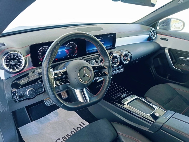 14 - Mercedes-Benz CLA Shooting Brake 200 d AMG Line Advanced Plus auto