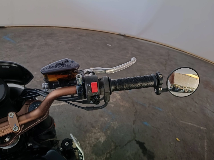 8 - Brixton Crossfire Crossfire 500 X E4